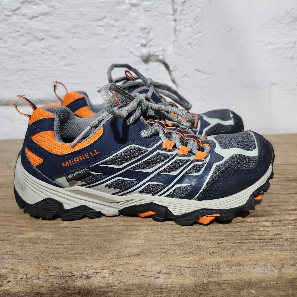 Merrell Moab Low Waterproof Boys Hiking Shoes Navy Orange Size 2M Rugged Quality